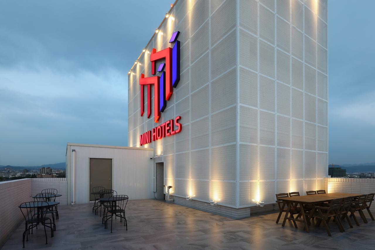 Mini Hotels Taichung Exterior foto