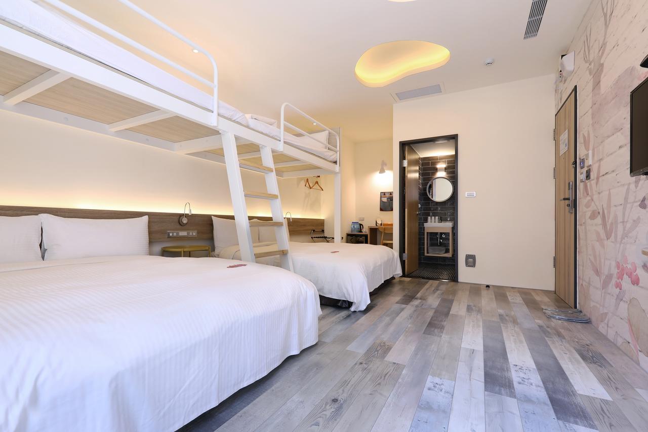 Mini Hotels Taichung Exterior foto